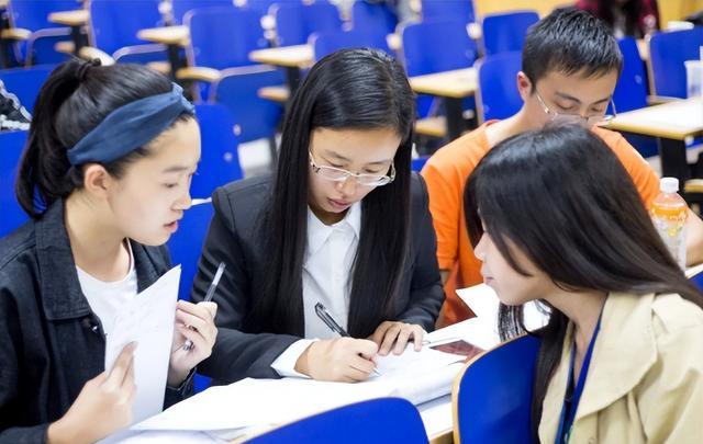 大学生|国企HR直言：这些大学生的简历不会看，直接淘汰，应届生引以为鉴
