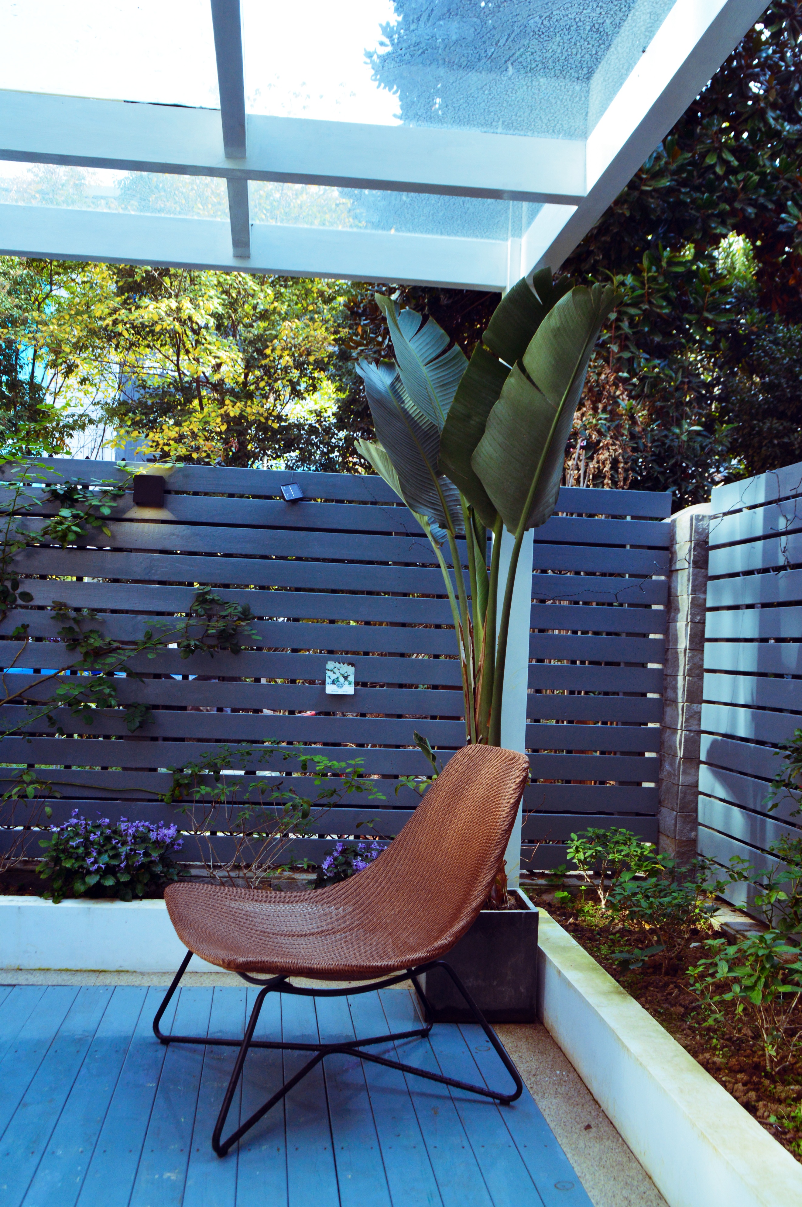 80㎡的创意花园设计,现代庭院的居家小生活