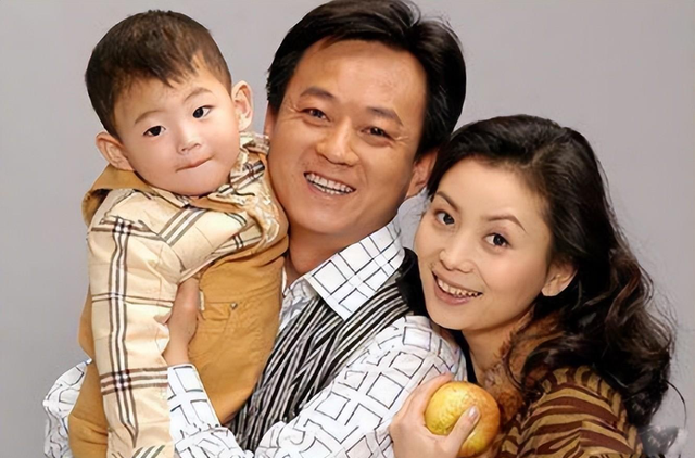 朱军|赔上贞洁，输了官司，陷害朱军的弦子到底在谋划什么？