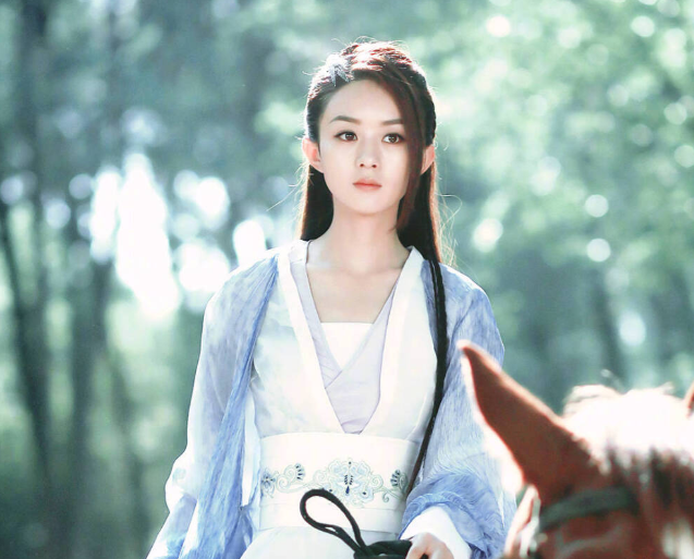 咏梅|网传赵丽颖出演《与凤行》，粉丝求辟谣，85花为何难演古偶剧？