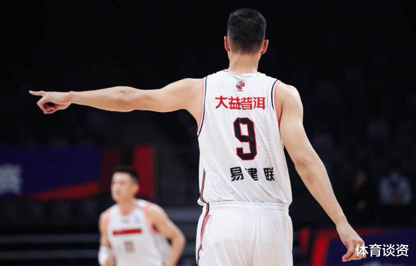 广东男篮|47+14+5！广东双外援真香，FMVP霸气2+1赢球，杜锋超小阵容立功