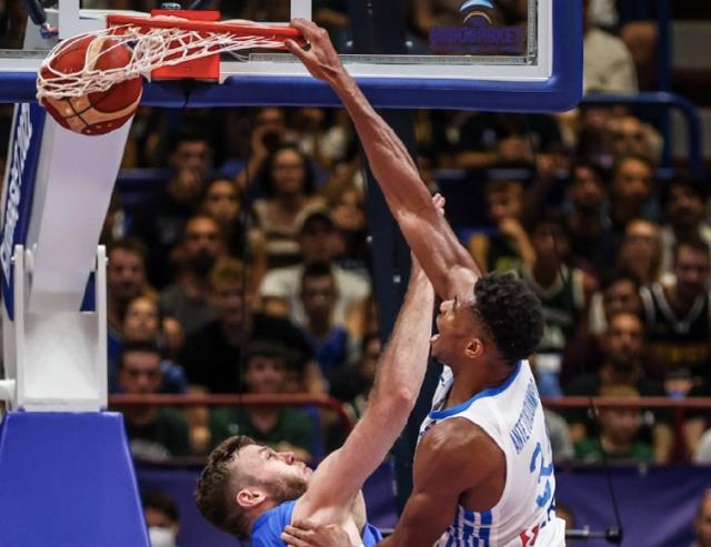 25分11板！字母哥降维打击，成队史第一人，希腊变夺冠热门