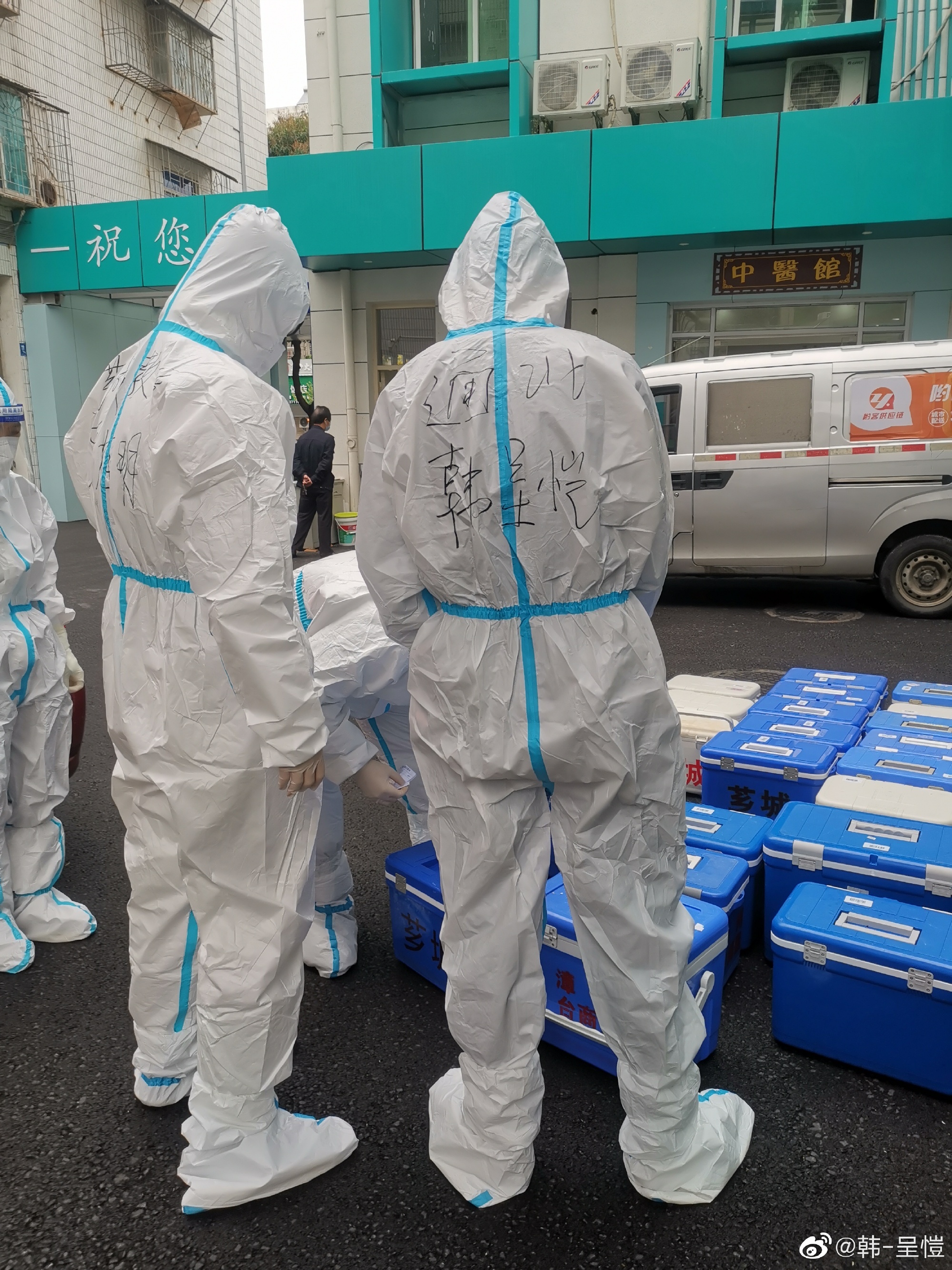 国羽|赞！国羽世界冠军变身大白，曾于23岁退役，已与漂亮女友相恋7年