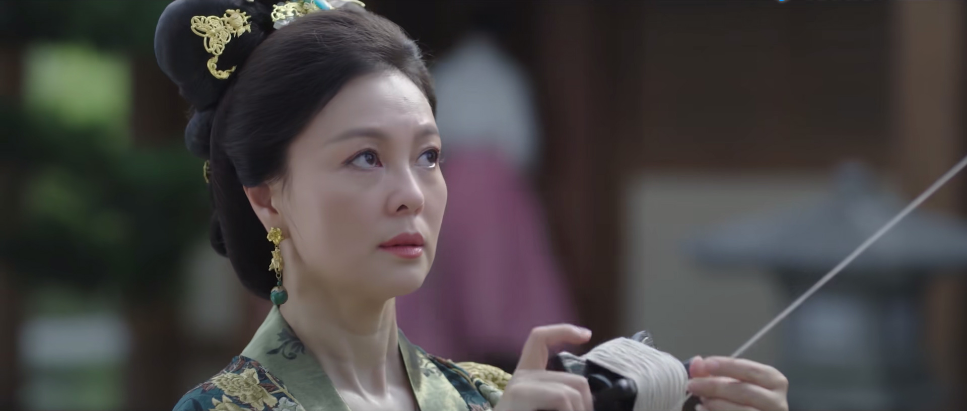 闫妮|《嫣语赋》梁翊母亲谋杀老侯爷，表面是为郭贵妃，其实另有隐情