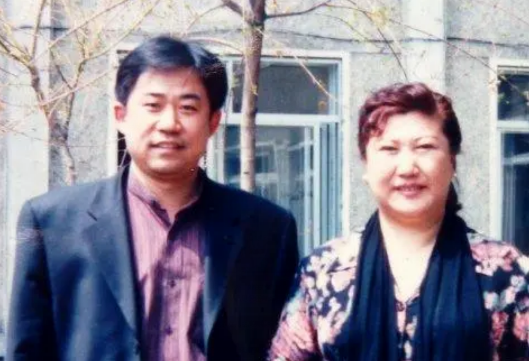 老干妈|高秀敏：和有妇之夫何庆魁在一起14年，去世后得到对方妻子的原谅