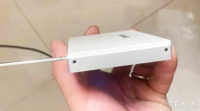 固态硬盘|拿在手里看直播,体验一款国产便携电视播放器,有天线信号更稳定