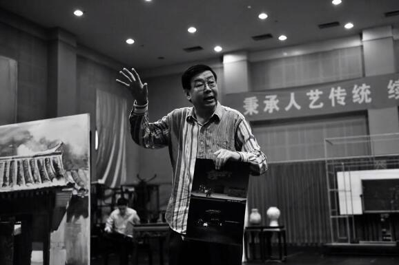 宋祖儿|任鸣院长去世，众演员半鞠躬掩面哭泣，冯远征透露抢救细节