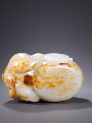 和田玉籽料|旧藏·和田玉籽料招财貔貅原石雕