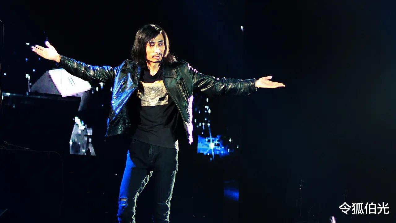 陈奕迅|陈奕迅,邓紫棋快撑不住了?我觉得香港乐坛或许“真的要死了”