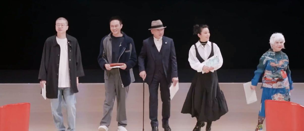 白鹿|李诞、张智霖的审美,李冰冰的品味,让这档综艺成为湖南“新贵”