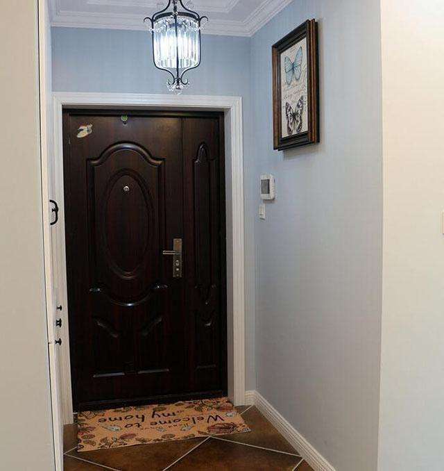 老公装修在飘窗打了一圈柜子,邻居嘴上说丑,回家却偷偷模仿了