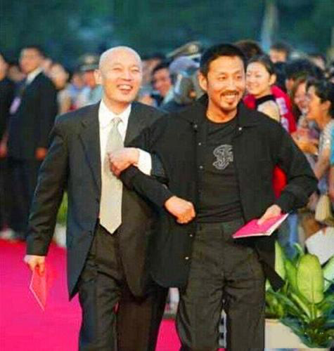 陈道明|陈道明和葛优演《围城》成好友,一起捉弄英达,买同一个小区成邻居