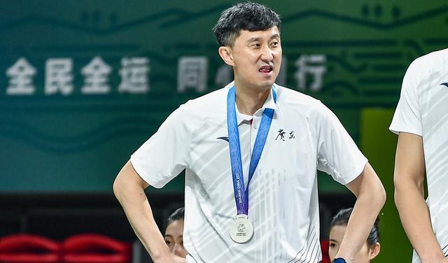 任骏飞|杜锋又笑了，任骏飞18场替补力压赵岩昊和姜伟泽获得最佳第六人