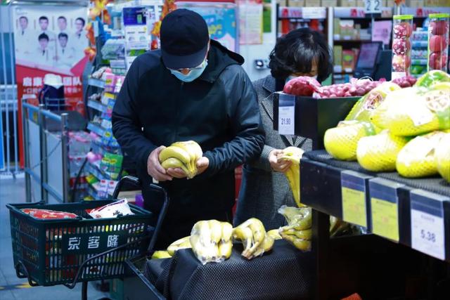 咳嗽|治便秘吃香蕉,却把自己送进急诊室!这些人吃水果也有禁忌