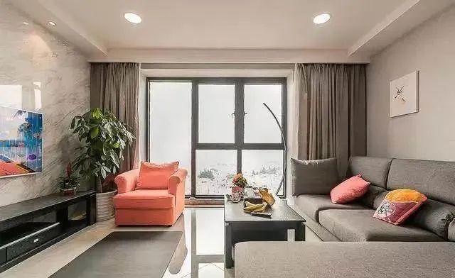 历时四个月房子终于完工,效果出奇的好,我和老婆都特别满意!