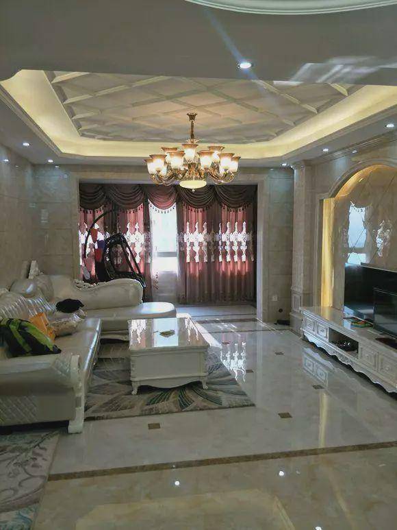 老公不听劝,非要全屋贴瓷砖,一到春天全家人都恨不得去住宾馆!