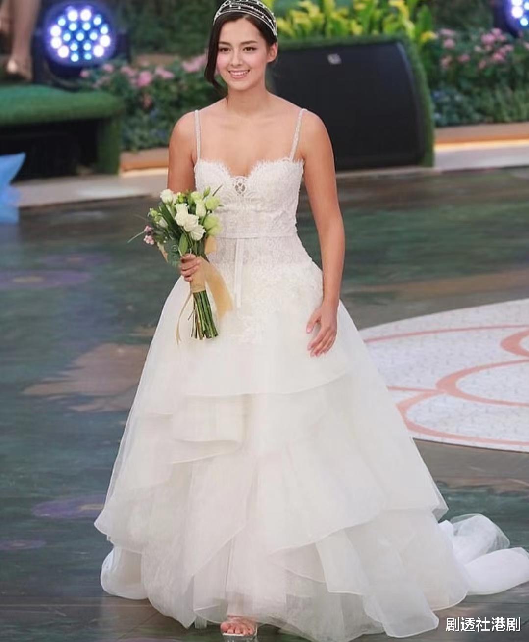 谢嘉怡|享受家庭乐!TVB混血小花终离开苏格兰启程游亚洲,仍不想回归幕前