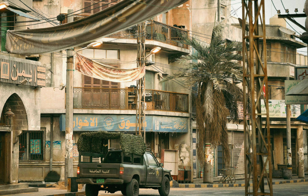 万里归途|用“放大镜”看《万里归途》被抠到的细节震撼了,比剧情还要绝