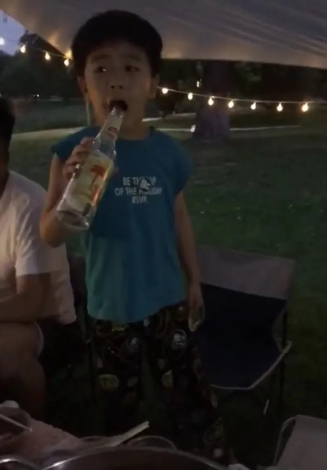 王茜华|41岁的知名演员刘伯勋去世,妻子哭得死去活来,老搭档王茜华也哭成了泪人。