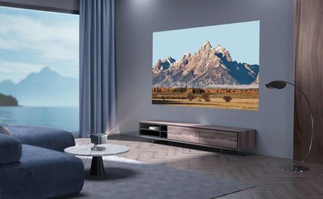 iPhoneSE|灵映：租房该选择电视还是投影仪？看懂这点不再纠结！