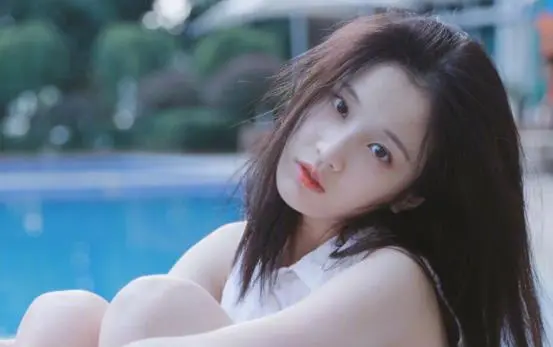 刘亦菲|“谋女郎”?的尴尬:长得像刘亦菲,搭档的都是顶流,却不温不火