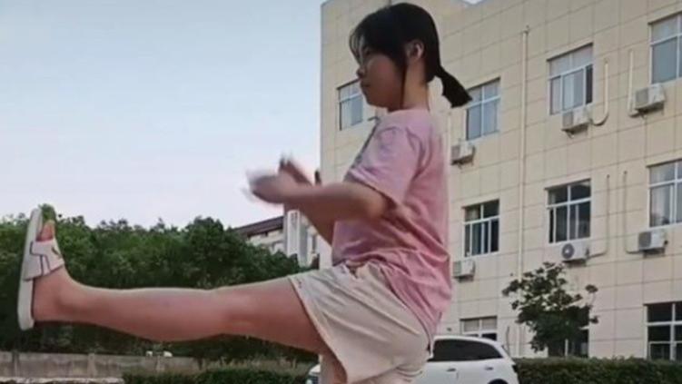 运动员|胖到认不出来了！17岁中国奥运冠军发福严重，网友：像变了一个人