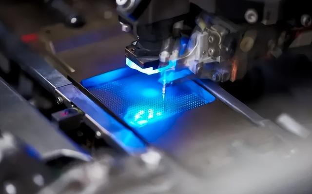 光刻机|一个都没中!中企撕开国产光刻机“遮羞布”