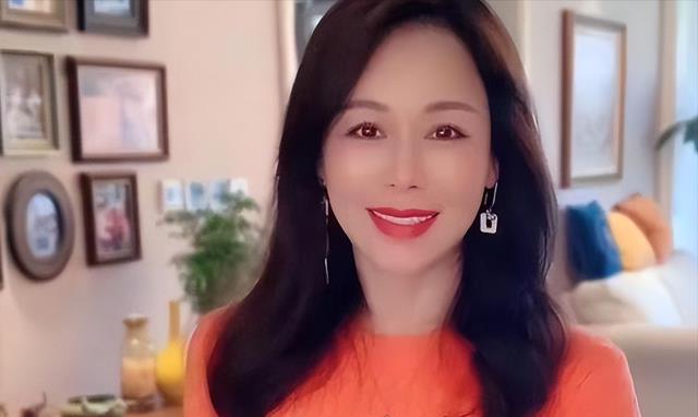 话剧|国家一级演员田慧定居泰国?为陪母亲安度晚年,49岁还在单身