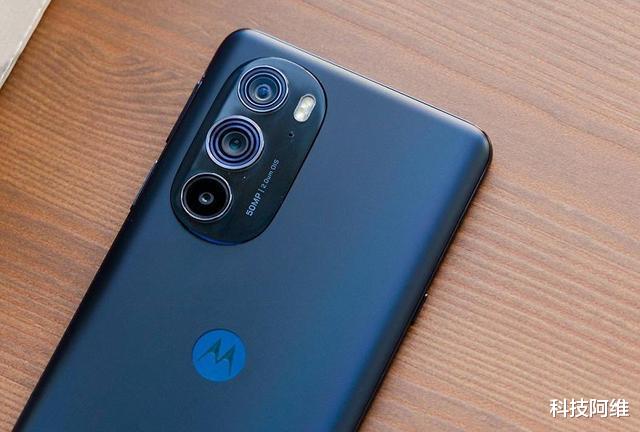 摩托罗拉|从3599元跌至2619元,12GB+256GB,国产“卷王”旗舰再度跌至新低