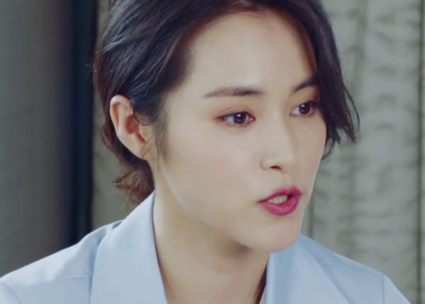 曾黎|《匆匆的青春》田蕾希太美了，酷似唐嫣，戏份很少但却惊鸿一瞥