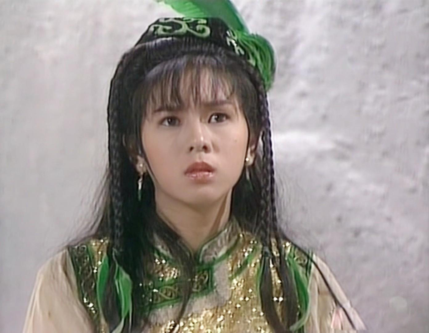 异域|8版霍青桐与“第一美人”香香公主对比，一对异域姐妹花，谁更美