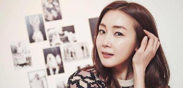 韩国明星有多爱谈姐弟恋？看看这8对恋人，最大年龄相差10岁