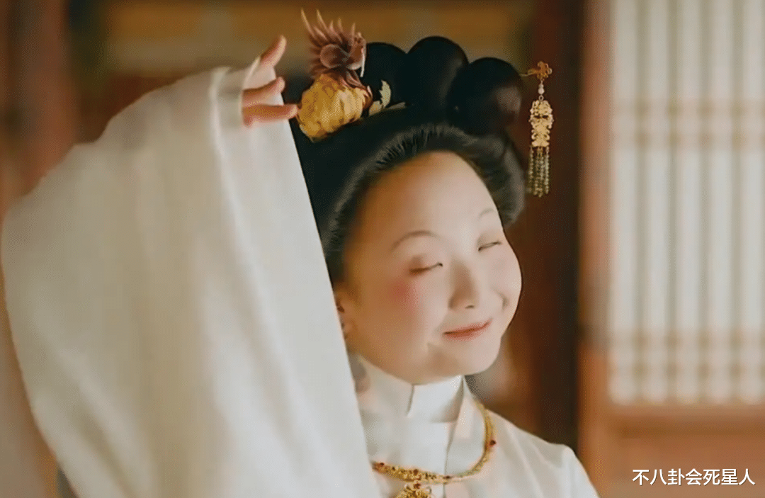 杨紫 “坚决不减肥”的女星，刘亦菲接受自己不完美，杨紫最瘦100斤