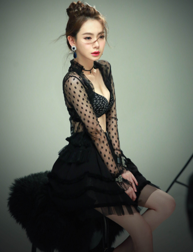 电视剧|外号人称“戚哥”，人气高，娱乐圈中的时尚达人