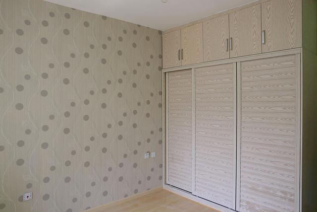 我只不过在阳台做了半边加高，引得邻居争相模仿，倍有面子！