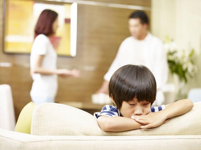 婆婆不请自来居住,每天催儿媳生二胎,儿子:先给钱!