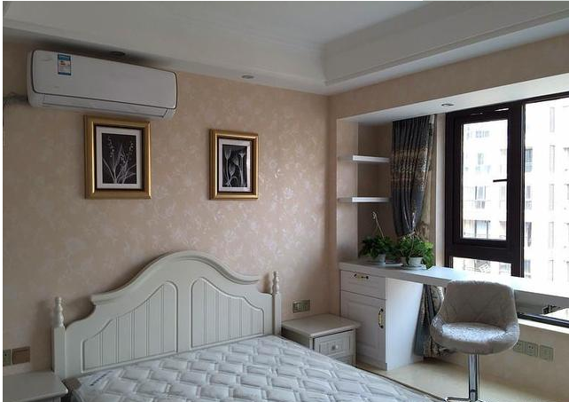 老婆坚持把主卧浴室墙砸了,装修完来朋友感觉尴尬死了!