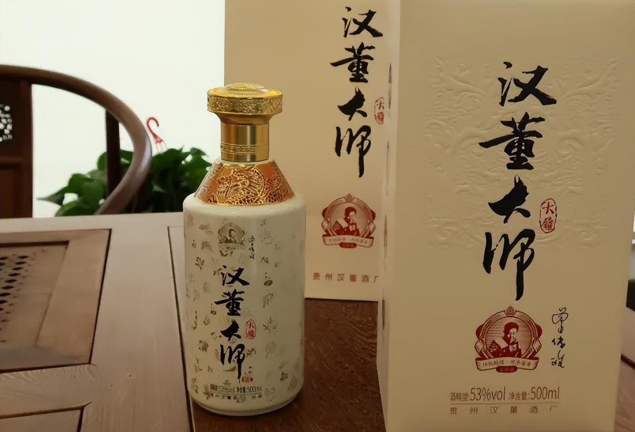 北京酒桌怪象：高不喝茅五剑，低不喝二锅头，爱喝的还是这3款
