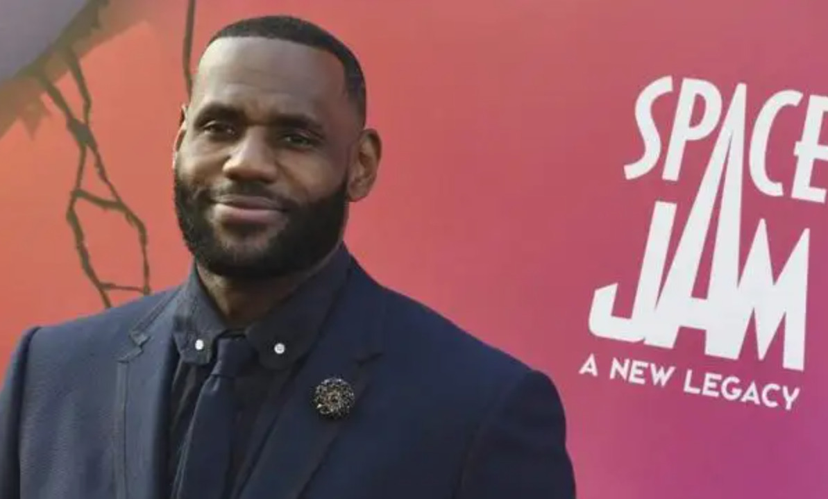 勒布朗·詹姆斯|现役情商最高球员?非詹姆斯莫属,将打造职业球员最强商业帝国