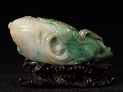 翡翠|清代，翡翠莲纹水洗