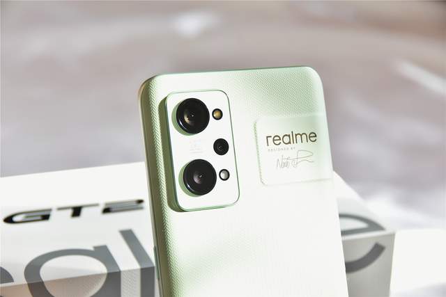 realme|realme真我GT2评测：颜值性能都在线的高端定制旗舰手机