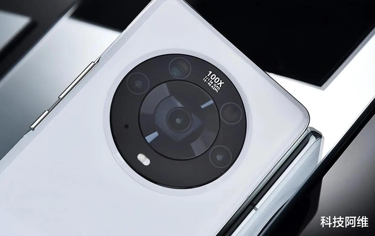 华为荣耀|12GB+512GB+IP68，跌价2810元，荣耀100倍变焦旗舰“6折”清仓