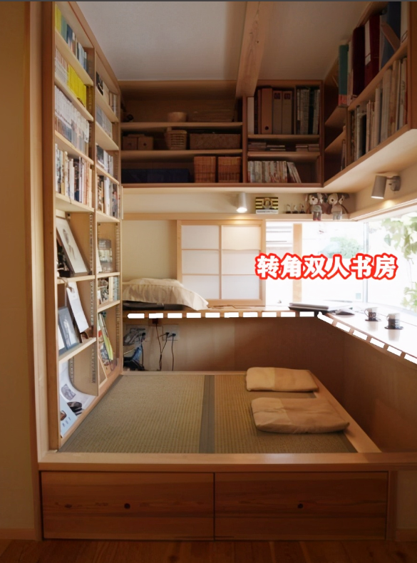 榻榻米底部故意留空,功能反而更加强大,对有两个孩子的家庭更有利