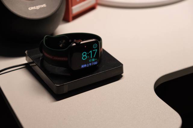 Apple Watch|一个懂Apple Watch的充电器,让科技更懂你