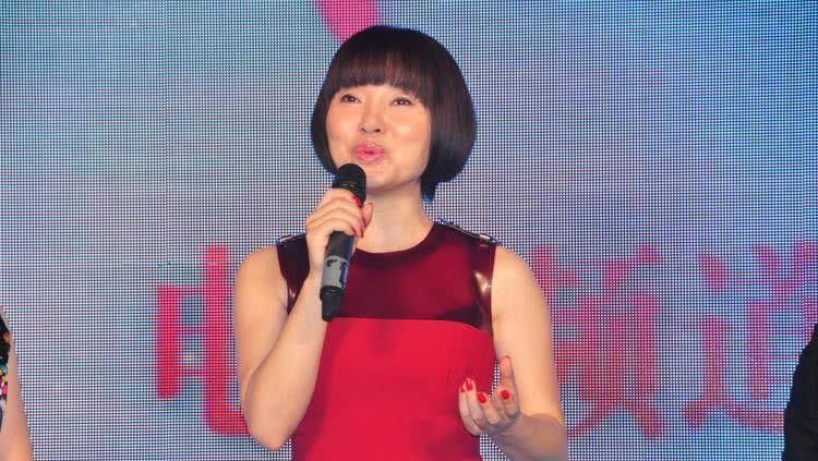 陈红|11次登台春晚，离婚卷走富豪11个亿，51岁瘫痪在床无人照顾