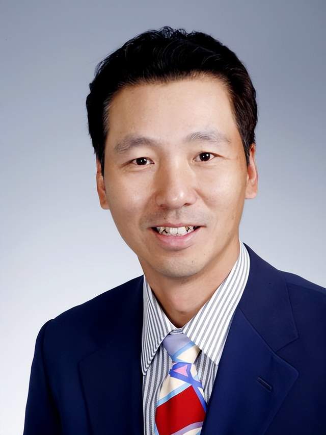 周继红|“铁娘子”周继红：丈夫是金牌教练，辉煌背后的愧疚与泪水