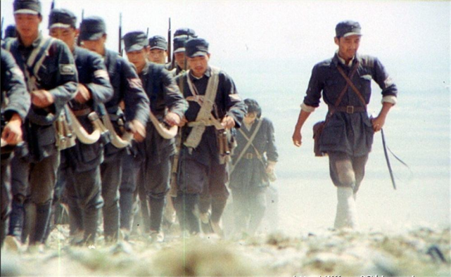 张艺谋|张艺谋：支持女儿离婚，回来吧爸养你，不能让女儿受委屈