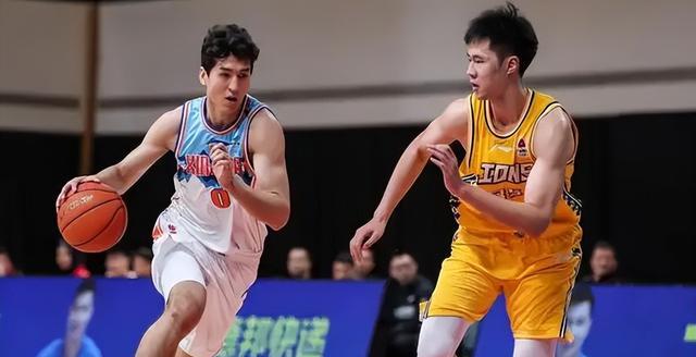 麦克雷|CBA最新消息！麦克雷重返北京，新疆裁掉希望之星，名将出任主帅