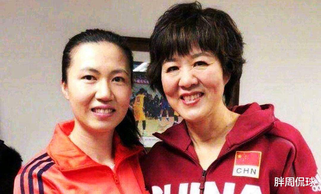 女排|中国女排社媒更新，一细节暗示主帅将有黑马，感谢郎平陈忠和