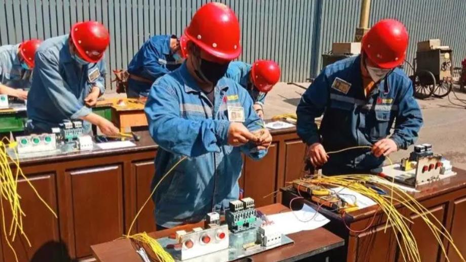 社保|帮助粉丝0费用出国，直接找老板谈！避免天价中介费。细节篇！